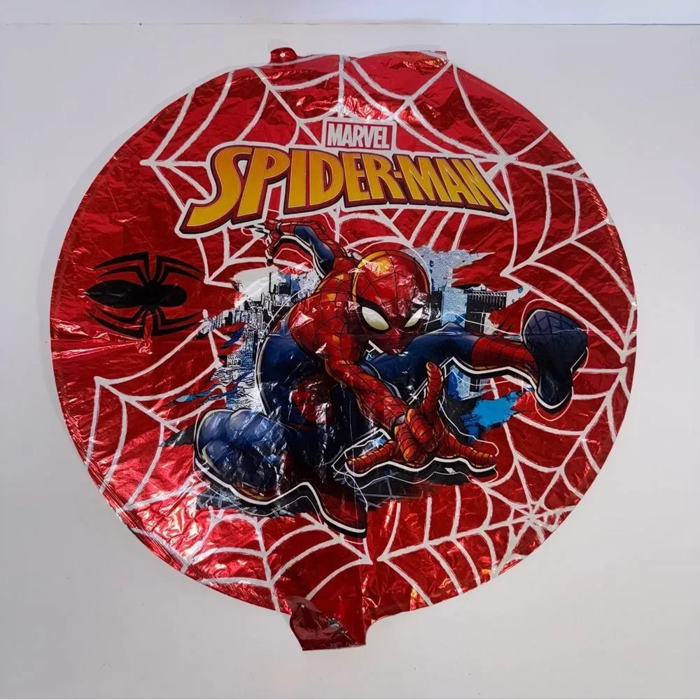 7 piece Spider-Man Themed Birthday Party Supplies Set